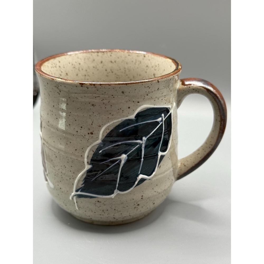 MCM Otagiri Style Made in Japan Speckled Stoneware Mug. Leaf Pattern.